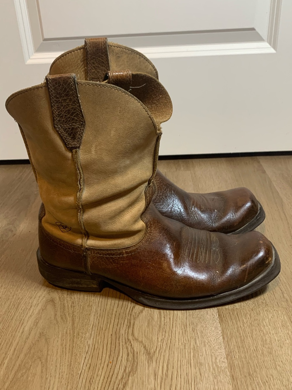 Mens Ariat Rambler Leather Suede Cowboy Boot Size 10.5 EE Western Rodeo Barn